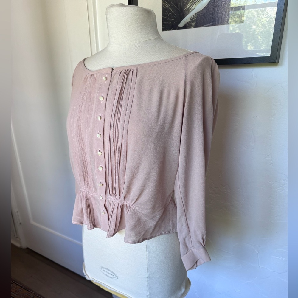 Vintage Pink lightweight top size medium